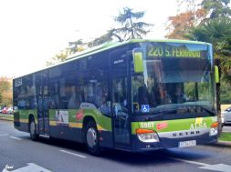 Autobus 220-bbb