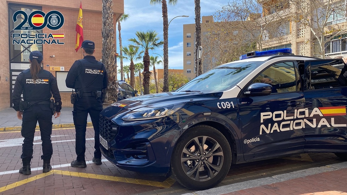 Policía Nacional detiene en menos de un mes a cinco personas por el robo de patinetes eléctricos del interior de un instituto.